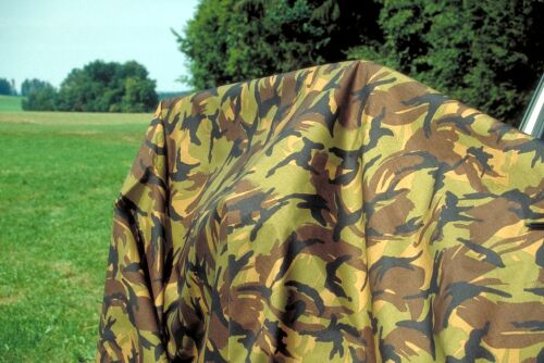 Camouflage pattern material
