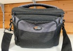 LOWEPRO - Cirrus 140 shoulder / crossbody bag - USED