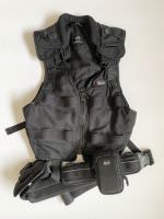 LOWEPRO - Veste technique S/M + ceinture ProTactic Utility Belt + étui Phone case 20