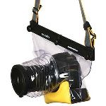 livré avec Adaptateur CA-77 Ewa-Marine Etui pour réflex Autofocus avec Flash Sabot spécial Grand Angle avec Mise au Point Interne Maxi 50 m